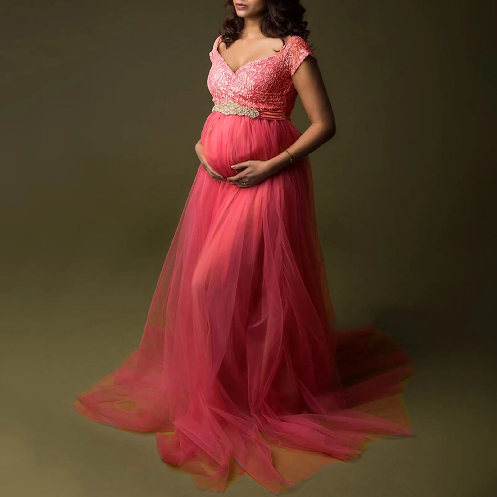 Elegant Lace Maternity Dress – Large Swing Pregnancy Gown for Weddings, Breastfeeding-Friendly Photoshoot Outfit