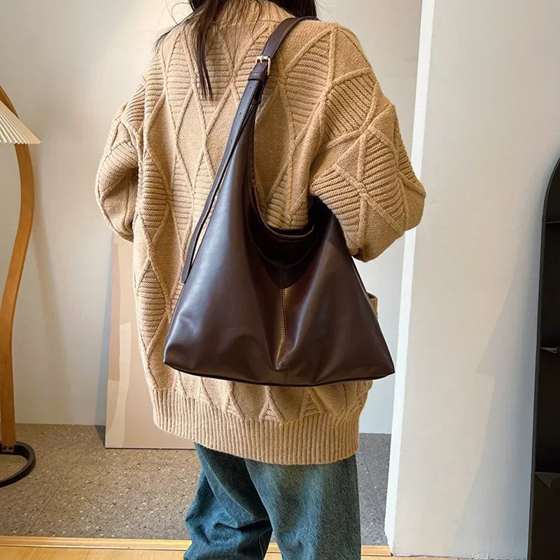 Women’s retro simple tote bag – large-capacity shoulder handbag, versatile casual shopping & work bag with minimalist design