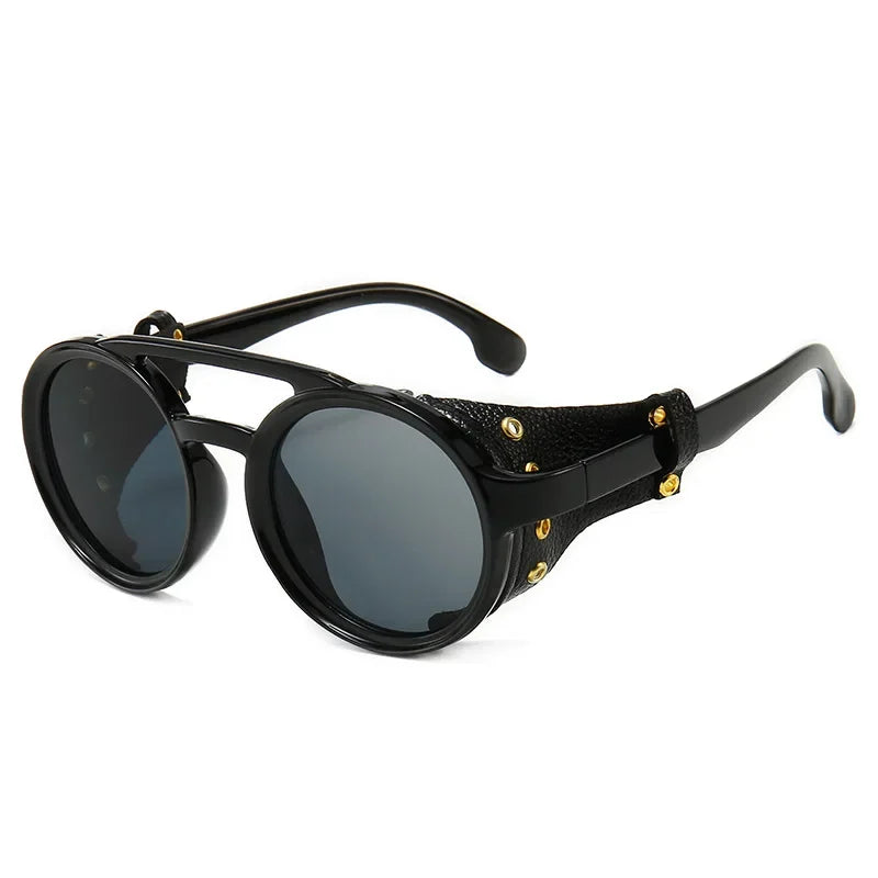 Steampunk Shield Sunglasses – Classic Round Retro Shades with Side Leather Panels & UV400 Protection (Unisex)