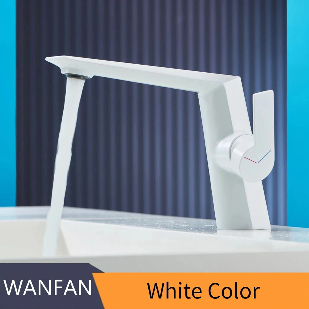 Brushed Gold Bathroom Faucet – Single Hole Brass Basin Mixer Tap with Hot & Cold Water Control 🚰✨