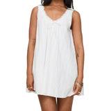 Elegant Sleeveless Maternity Dress – V-Neck Pregnancy Outfit with Floral Lace Detailing, Summer Photoshoot Gown