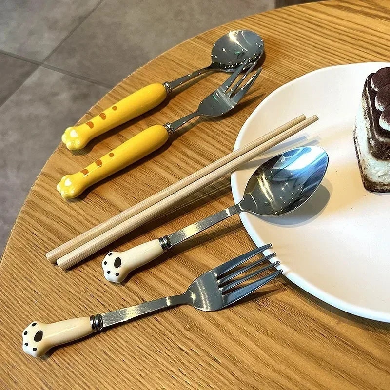 Cute Cartoon Animal Stainless Steel Spoon & Fork Set with Portable Box – Kids’ Outdoor Lunch Tableware