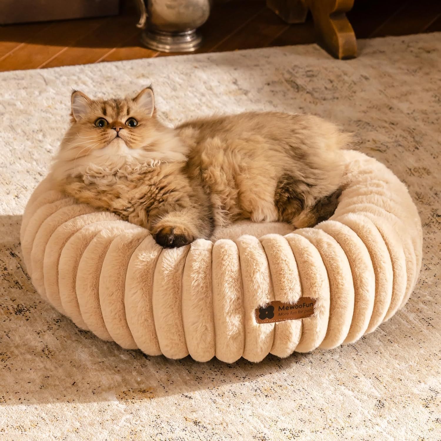 Mewoofun Donut Cat Bed – Light Brown Washable Fluffy Round Calming Pet Bed with Non-Slip Bottom for Cats & Small Dogs