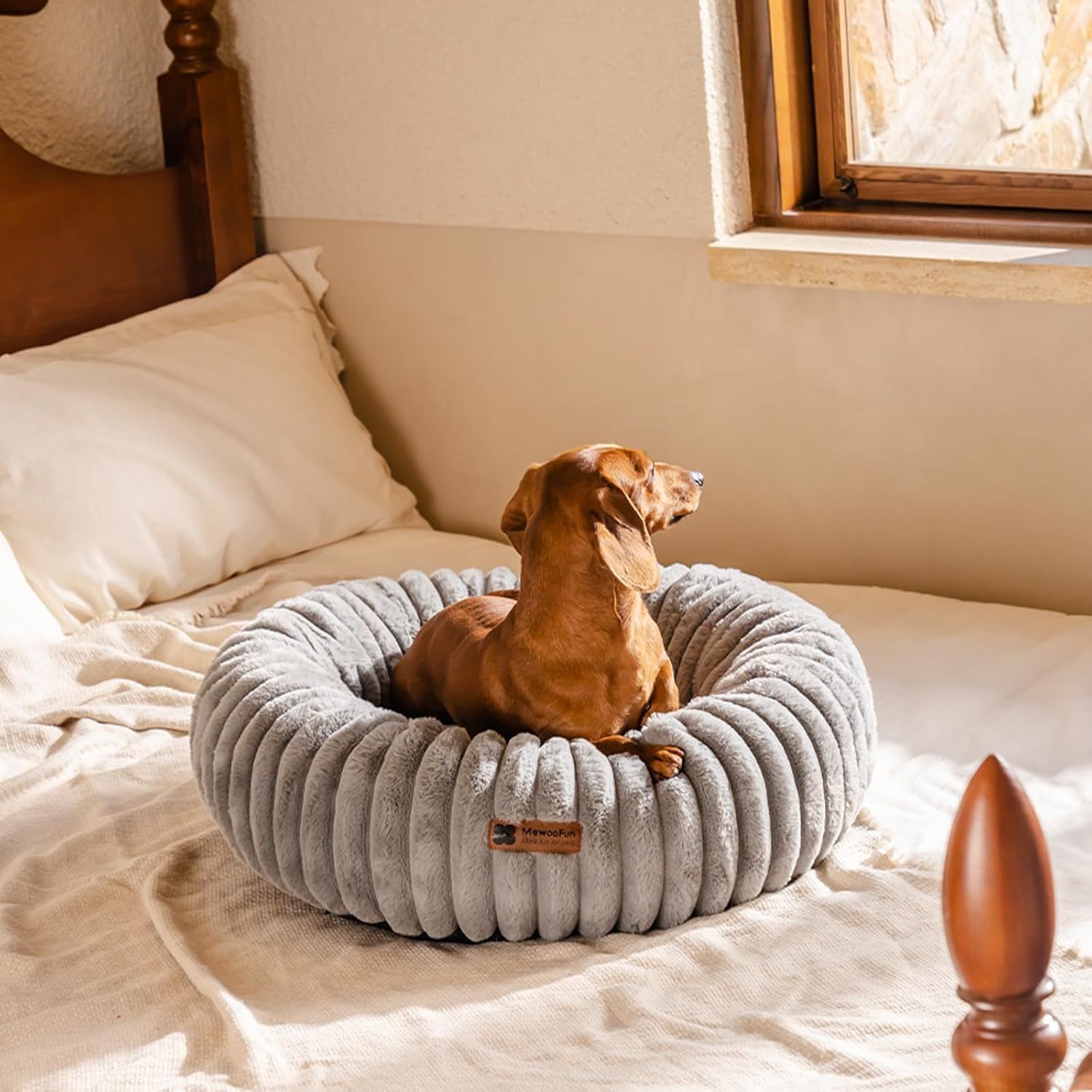 Mewoofun Donut Cat Bed – Grey 23" Washable Round Fluffy Calming Pet Bed with Non-Slip Bottom for Cats, Kittens & Puppies