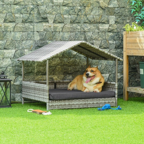 Outdoor Rattan Dog House with Canopy – Stylish Weatherproof Shelter for Small & Medium-Sized Dogs