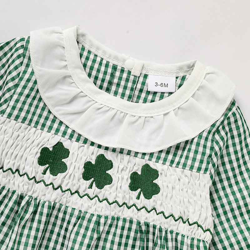 Newborn Baby Girl Long Sleeve Bodysuit – Green Plaid Clover Print One-Piece Outfit